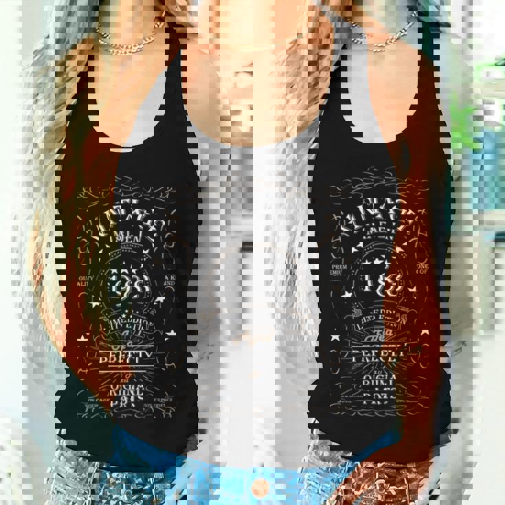 42歳の誕生日 男性 女性 42歳 1983年 誕生日プレゼント レディースタンクトップ 彼女への贈り物