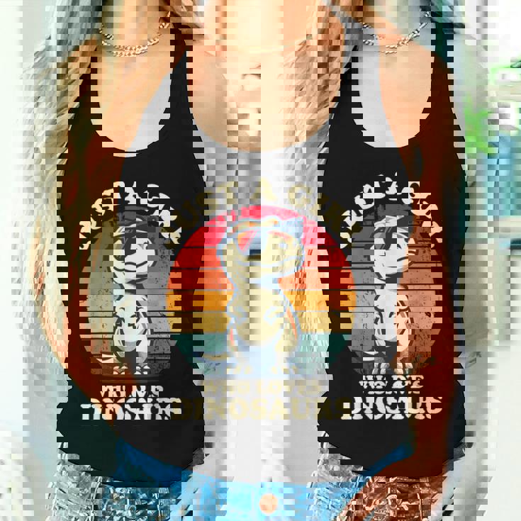 Just A Girl Who Loves Dinosaurs おもしろレトロ恐竜 T-Rex レディースタンクトップ 彼女への贈り物