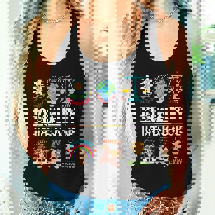 Lgbt 平等は誰もプライドを痛めない 人権 男性 女性 キッズ レディースタンクトップ 彼女への贈り物