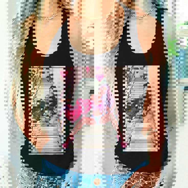 Pinup Girls 「バルーン付きセクシー赤毛ピンナップ1」 レディースタンクトップ 彼女への贈り物