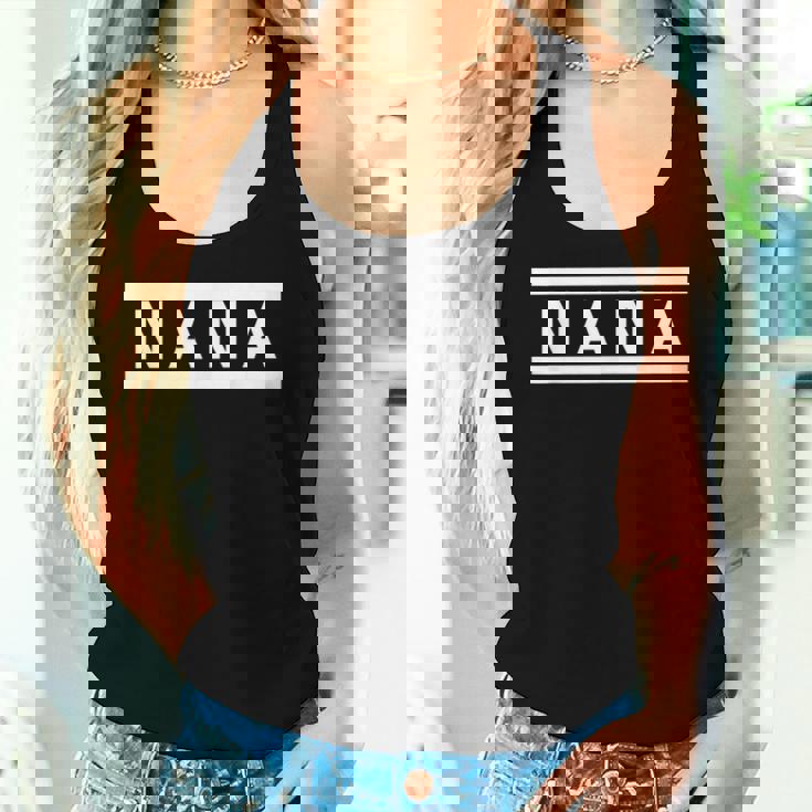 「Nana」ヘボン式「なな」「ナナ」下の名前 ローマ字 名入れ 名乗り ラテン文字 綴り レディースタンクトップ 彼女への贈り物