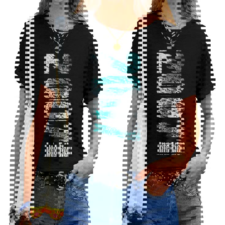 18歳の男の子、女の子、18歳の誕生日プレゼント、限定版2007 レディースTシャツ