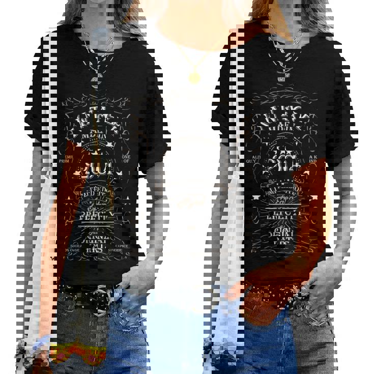 21歳の誕生日 男性 女性 21歳 2004年 誕生日プレゼント レディースTシャツ