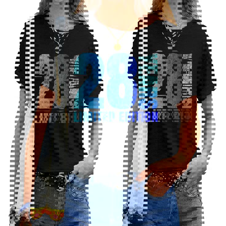 28歳 男性 ギフト 28歳 誕生日プレゼント 女性用 レディースTシャツ