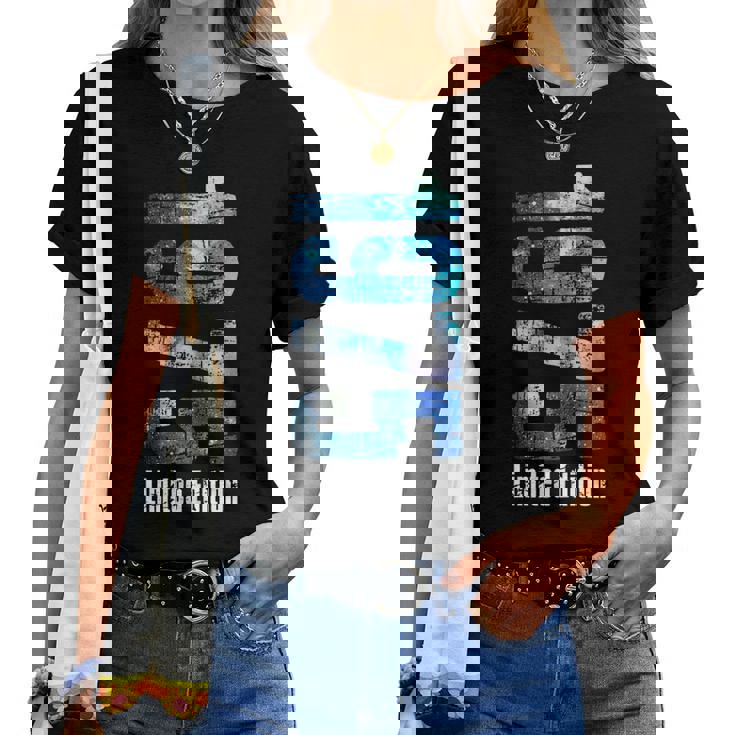 50歳の誕生日男性女性50歳限定版1975 レディースTシャツ