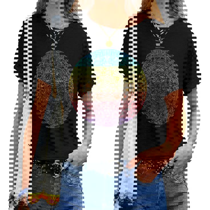 Calendario Aztecaol Mexicano Rainbow Camiseta de mujer