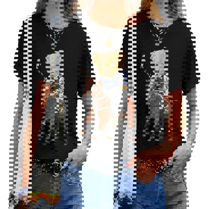 Cool Teddy Bear Playing Horse Polo Game Illustration Graphic レディースTシャツ