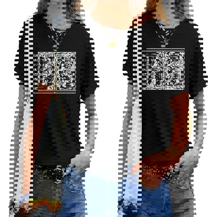 Dg Initials D G Nameurname Onomastics Onomatology レディースTシャツ