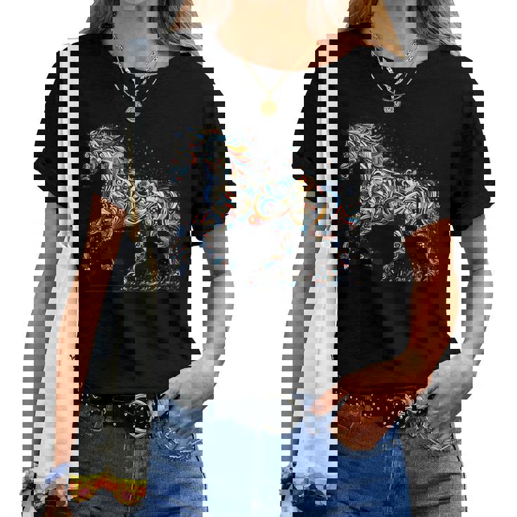 Horse Lover Majestic Horse 馬のグラフィック デザイン レディースTシャツ