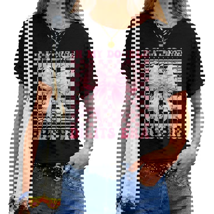 In My Double Digits Era キュートなコケットボウ 10歳の誕生日 女の子 レディースTシャツ