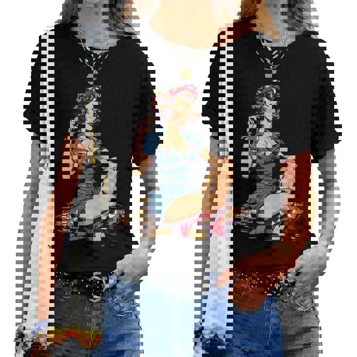 Retro Patriotic Pin-Upintage Usa Flag American Beauty Girl レディースTシャツ