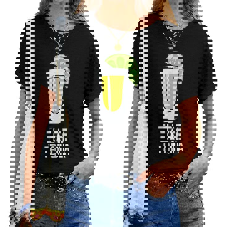 Team Tequila アルコール シンコ・デ・マヨ メキシカンテキーラ レディースTシャツ