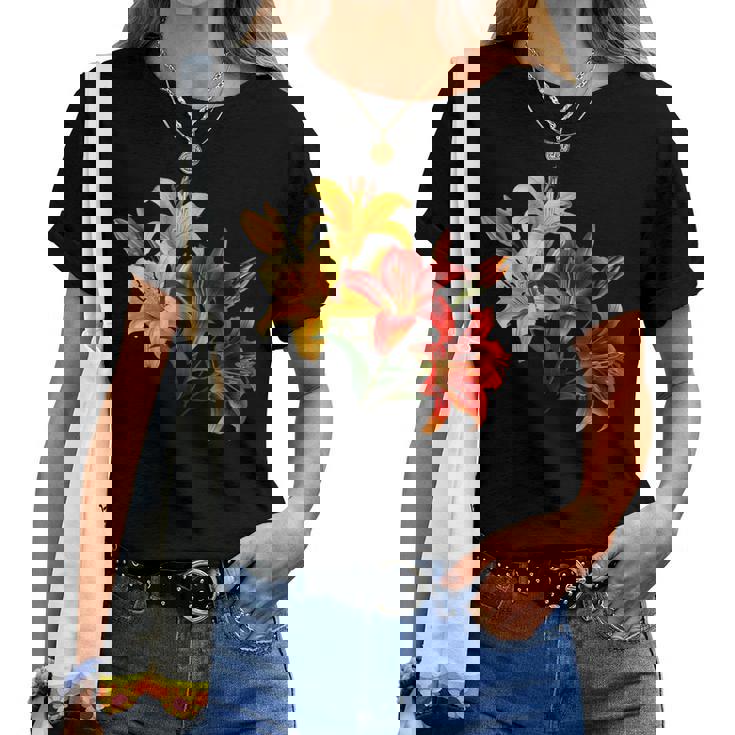 ユリの花 恋人の日 ユリ ホームフラワー ガーデンデザイン レディースTシャツ