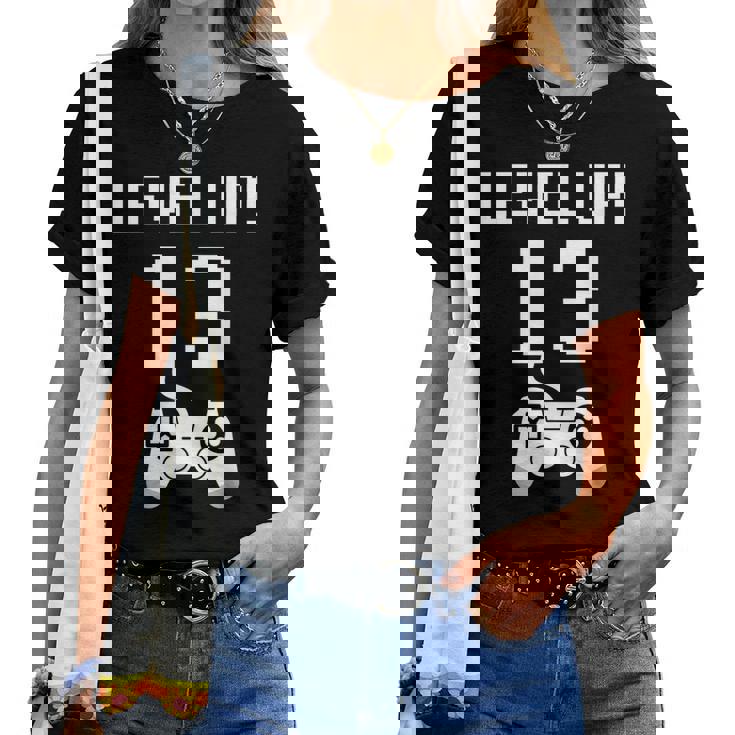 レベルアップ 13歳 誕生日プレゼント 男の子 女の子 レディースTシャツ