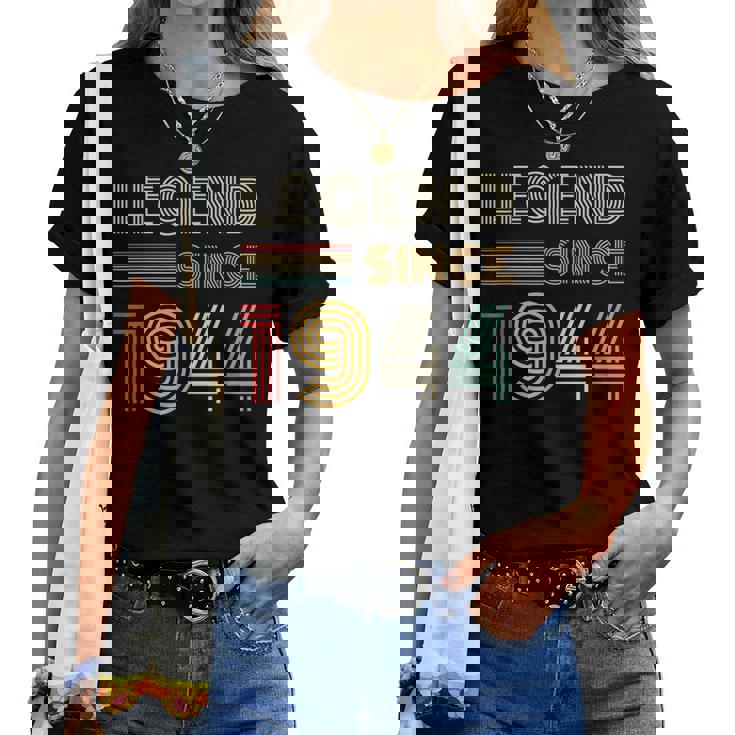 ヴィンテージ 1944 81 歳の誕生日プレゼント 男性 女性 81 歳 レディースTシャツ