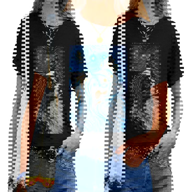 星月夜のパピヨン 絵画 犬 お母さん お父さん レディースTシャツ