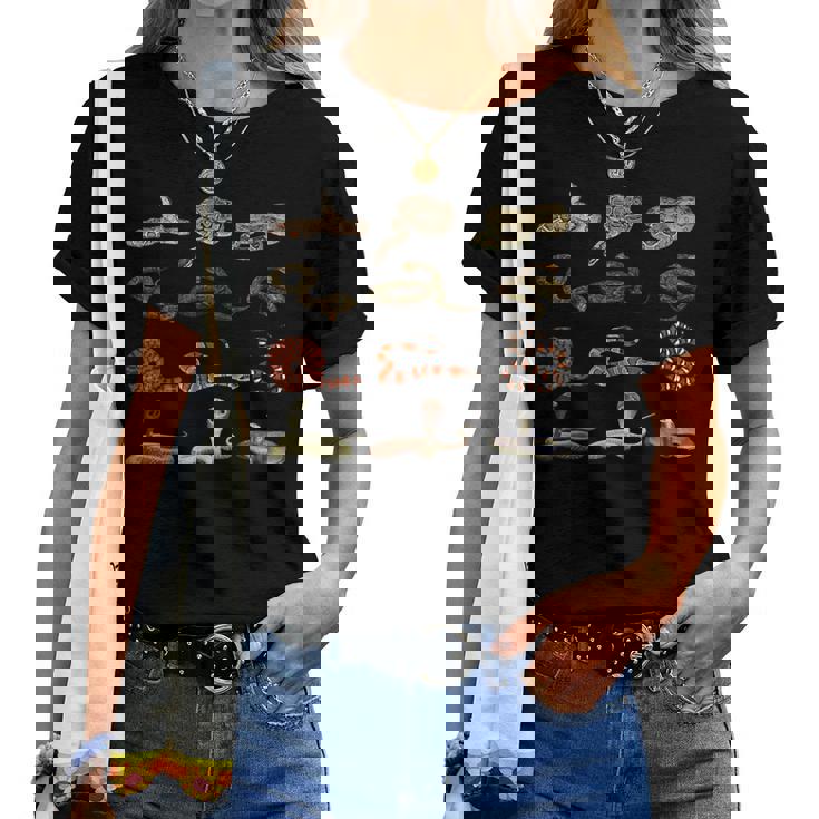 様々な種類の蛇 男の子 女の子 教育用ヘビ レディースTシャツ