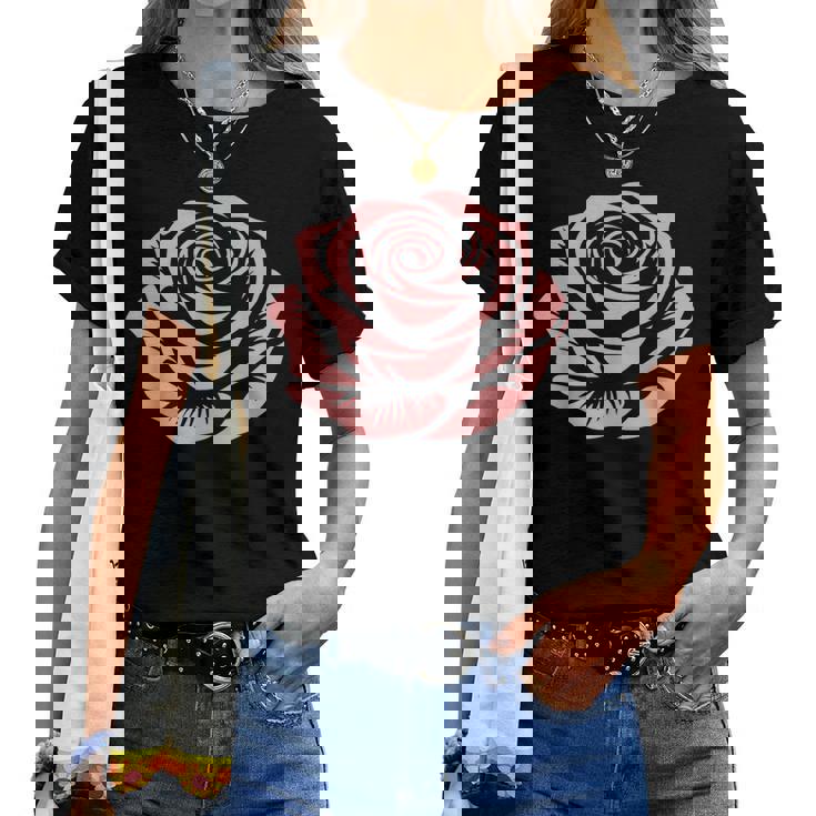 赤 バラ 花 バラの頭 庭 夏 Rose Red Flower Roses レディースTシャツ