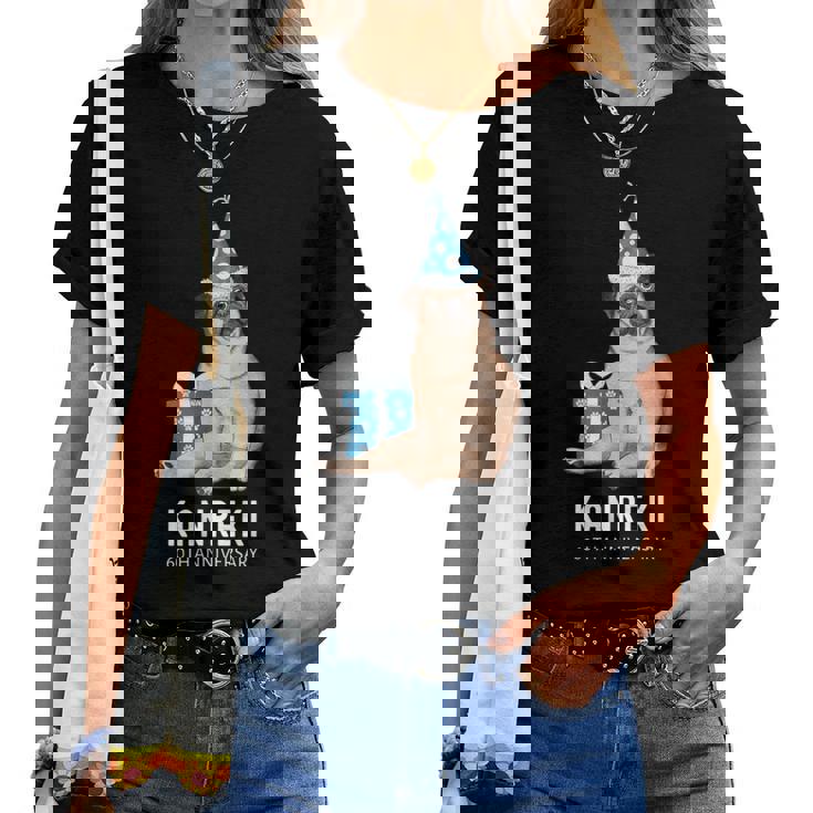 還暦祝い 犬好き 男性 女性 父 母 還暦 お祝い 60歳 かわいい 犬 パグ おしゃれ おもしろ 赤色 レディースTシャツ