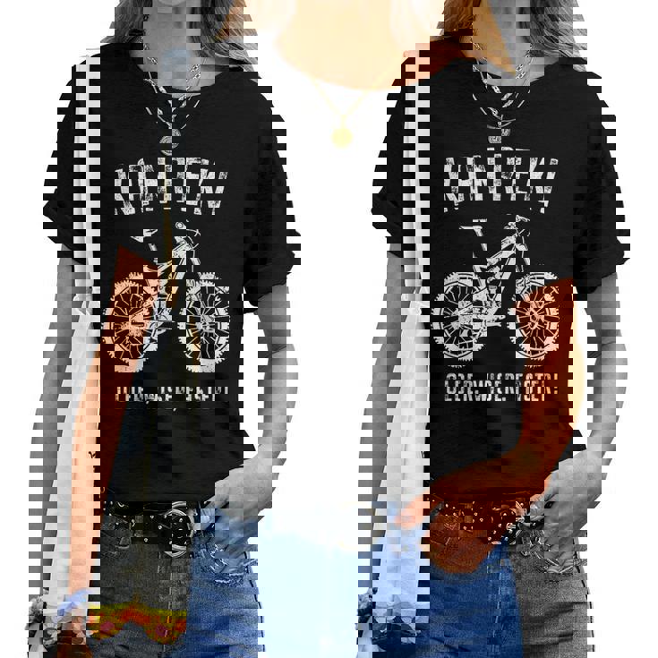 還暦祝い 自転車 マウンテンバイク ロードバイク好き 父 男性 女性 60歳 Older Wiser Faster レディースTシャツ