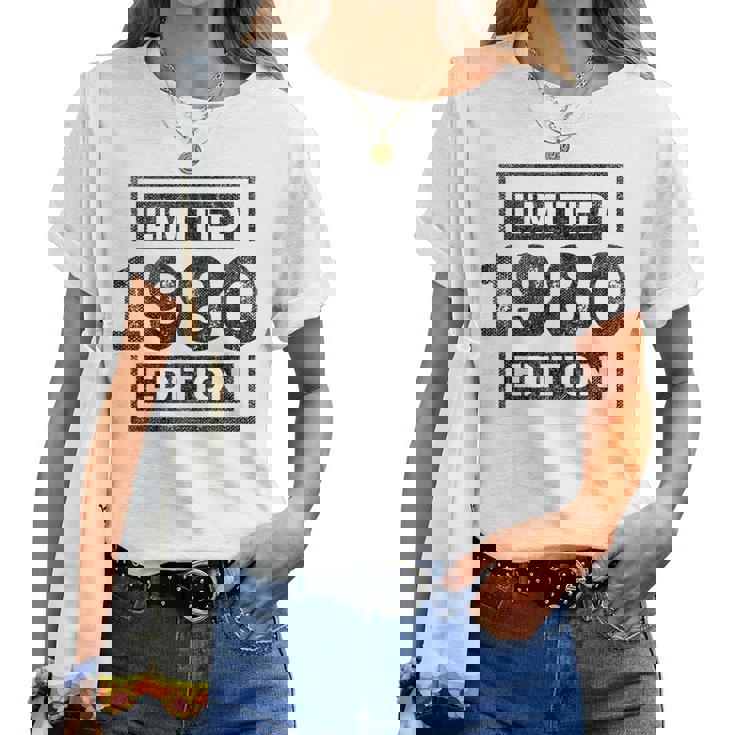 45 Cumpleaños Hombres 45 Años Retro Es Nacidos En 1980 Camiseta de mujer