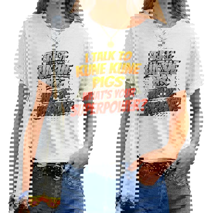 Pig Dad Mom Talkuperpower Kune Kune レディースTシャツ