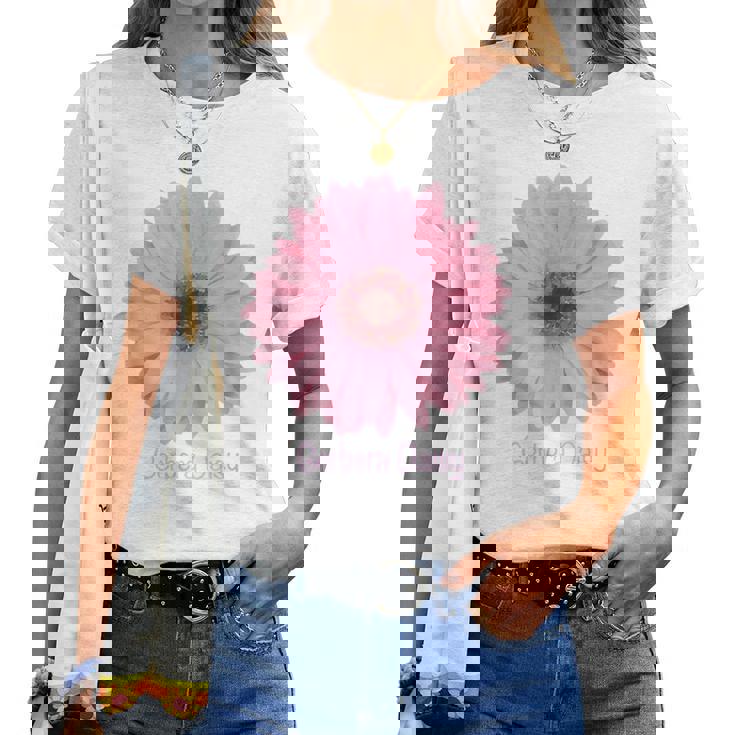 ガーベラ デイジー 花 レディースTシャツ