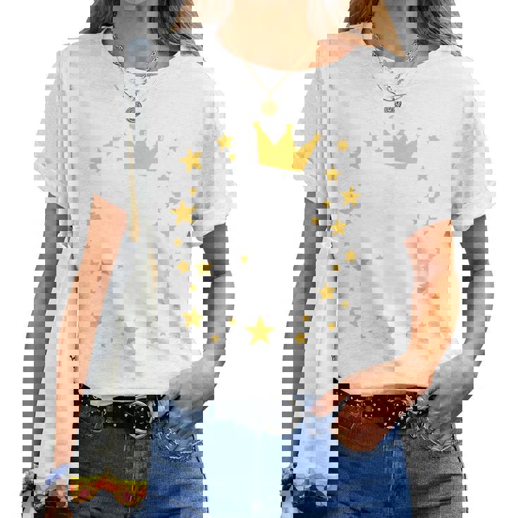 キッズ 誕生日 数字 5歳 男の子 女の子 キング クイーン レディースTシャツ