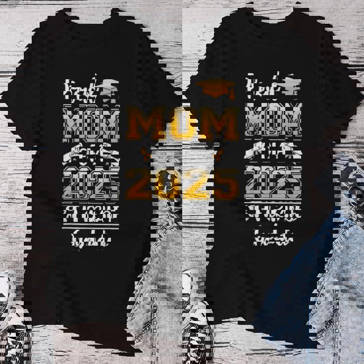 Proud Mom Of A Class Of 2025 8Th Grade Graduate Women T-shirt Unique Gifts
