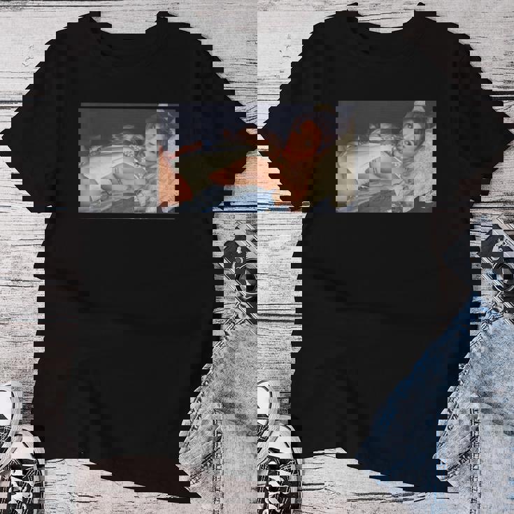 Girl On It 「ソファの上のセクシーなビキニモデル」 レディースTシャツ 面白い贈り物