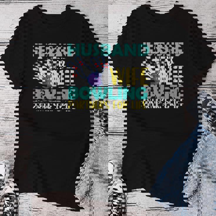 Husband And Wife Bowling Partners For Life おもしろボーリング レディースTシャツ 面白い贈り物