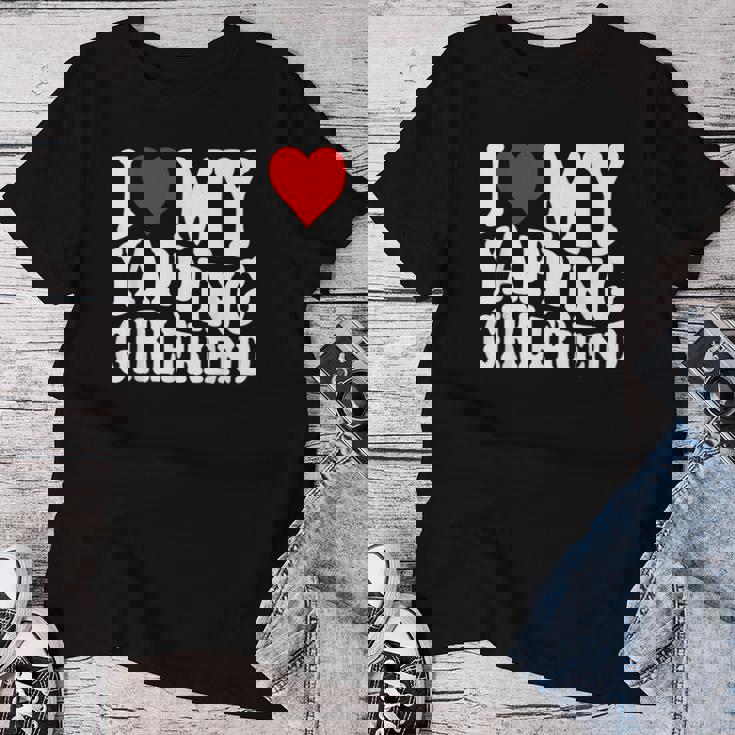 I Love My Yapping Girlfriend レディースTシャツ 面白い贈り物