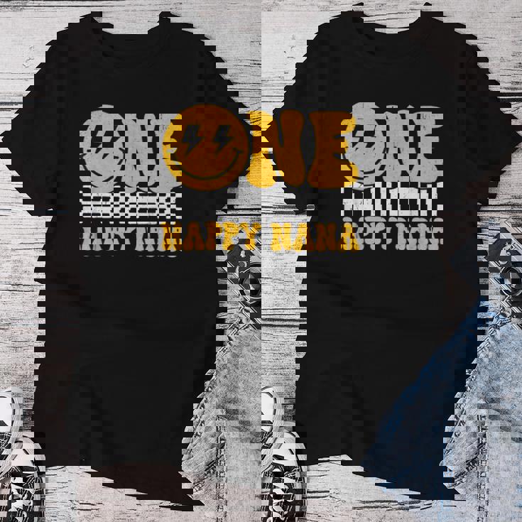 One Happy Nana 1歳の誕生日 グルーヴィースマイル 1歳 男 レディースTシャツ 面白い贈り物