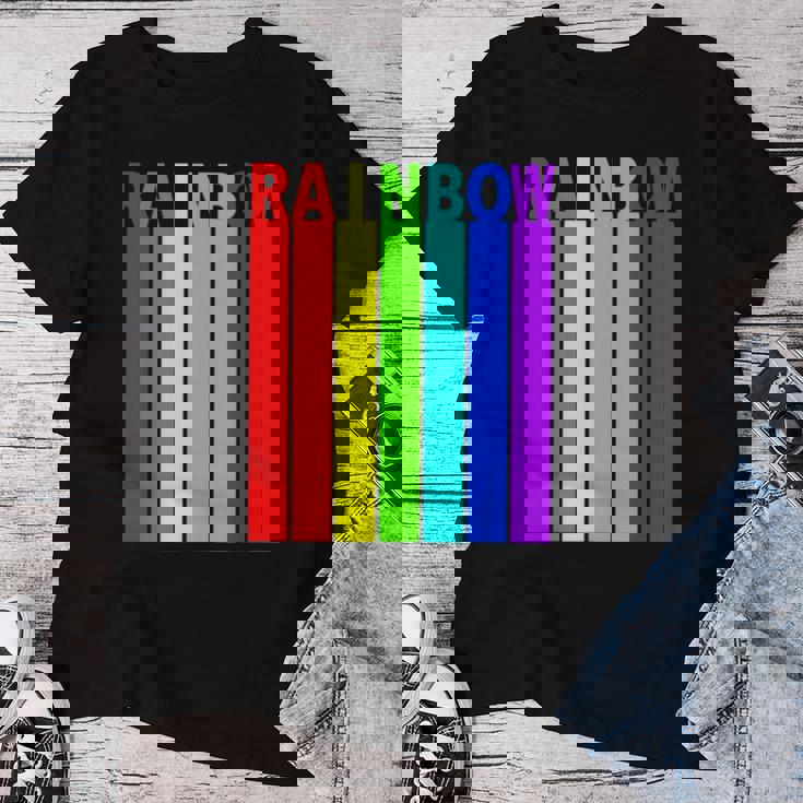 Rainbow レインボー《虹 カラー》【デザインアート】文字 7色 カラフル レディースTシャツ 面白い贈り物