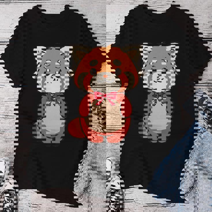 かわいいレッサーパンダ蝶ネクタイ かわいい動物園 日帰り旅行 男の子 女の子 キッズ レディースTシャツ 面白い贈り物