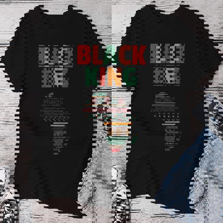 アフリカ大陸アート。男性、女性、アフリカの地図愛好家に。 レディースTシャツ 面白い贈り物