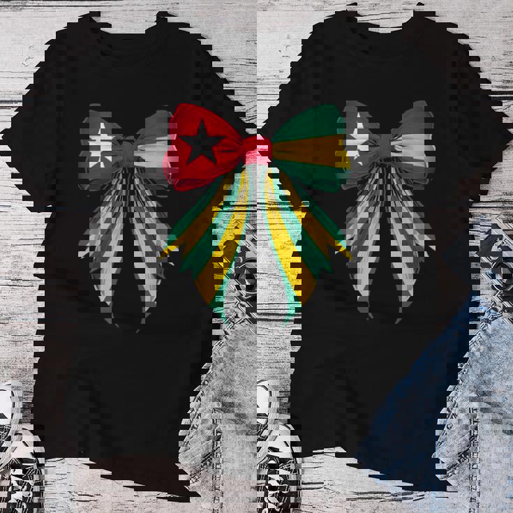 トーゴ トーゴ語 プライド コケット リボン 旗 女の子 ママ レディースTシャツ 面白い贈り物