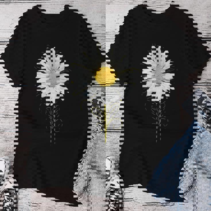 マーガレット ミクストメディア 美しい夏の花 ボタニカルアート レディースTシャツ 面白い贈り物