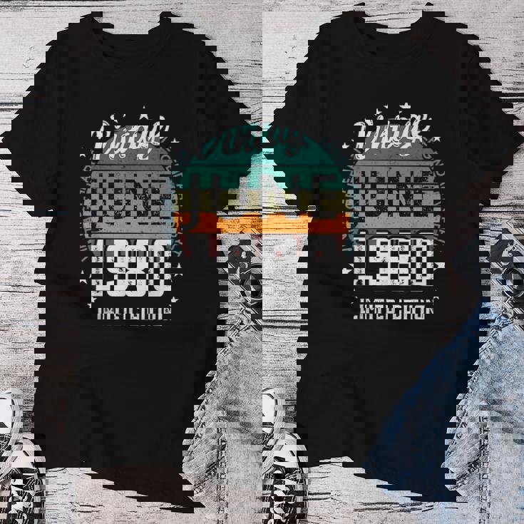 レトロ 45歳 ヴィンテージ 1980年6月 45歳の誕生日 男性 女性 レディースTシャツ 面白い贈り物