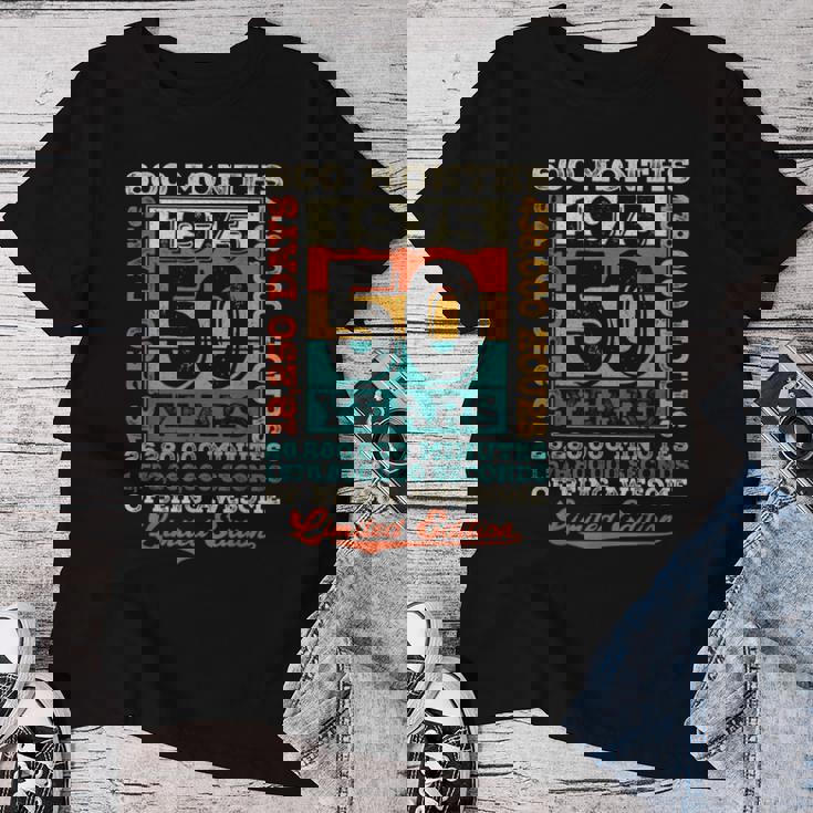 ヴィンテージ 1975 ギフト 男性 女性 長寿祝い 1975年生まれ 還暦祝い ユニークな誕生日プレゼント レディースTシャツ 面白い贈り物