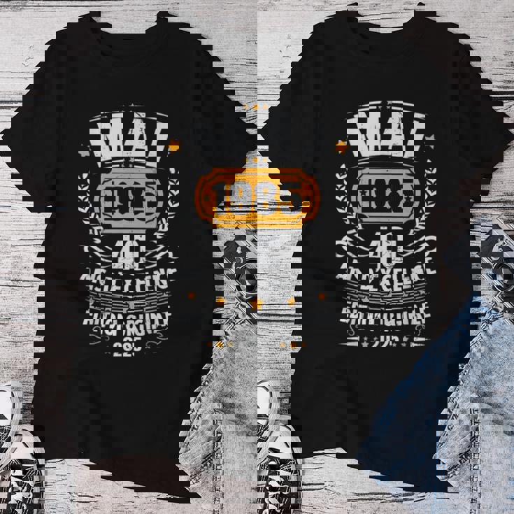 ヴィンテージ 1985年5月 40歳の誕生日プレゼント 男性 女性 レディースTシャツ 面白い贈り物