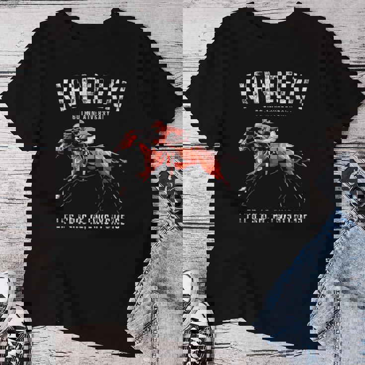 還暦祝い 競馬好き うま 馬好き 父 母 男性 女性 60歳お祝い Life's Race Always Chase レディースTシャツ 面白い贈り物