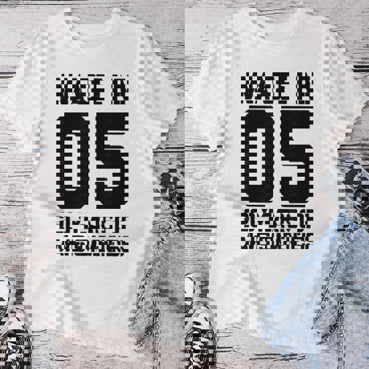 20歳の誕生日 男性 女性 娘 息子 年齢 20歳 レディースTシャツ 面白い贈り物