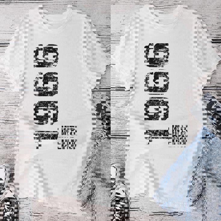 59歳の誕生日 男性 女性 59歳 1966年 誕生日プレゼント レディースTシャツ 面白い贈り物