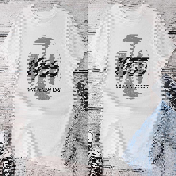 70歳の誕生日 男性 女性 70歳 1955年生まれ レディースTシャツ 面白い贈り物