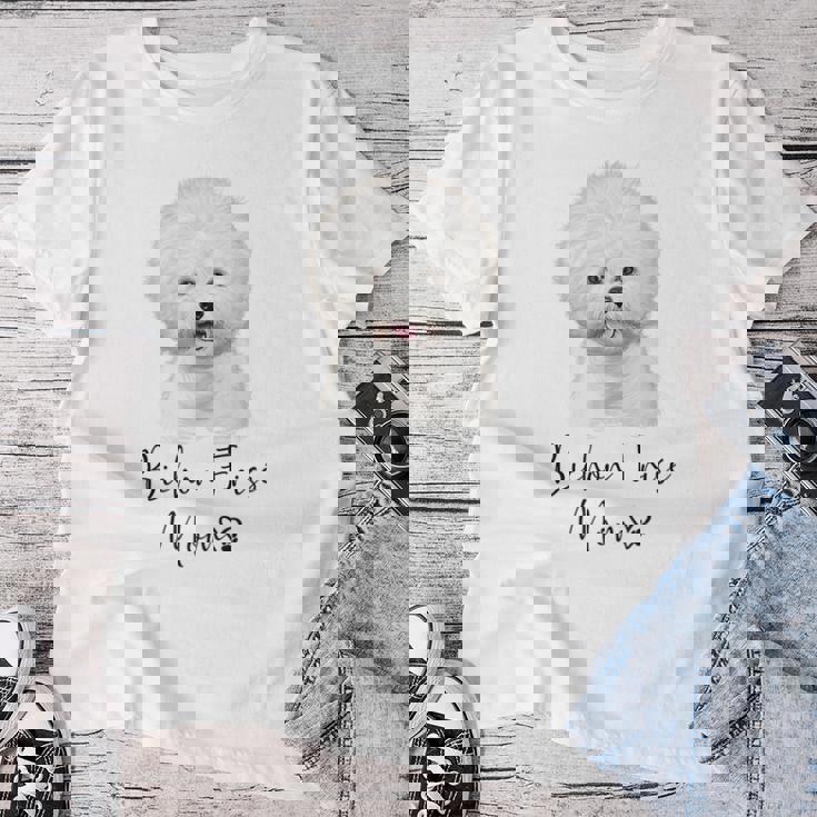 Bichon Frisé Dog Mom ビションフリーゼママかわいい子犬犬の所有者ビションフリーゼ犬 レディースTシャツ 面白い贈り物