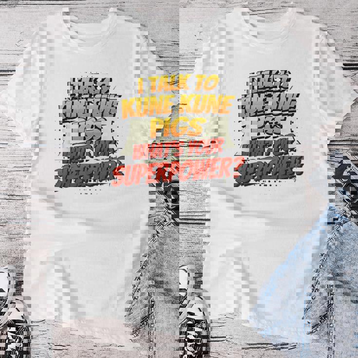 Pig Dad Mom Talkuperpower Kune Kune レディースTシャツ 面白い贈り物