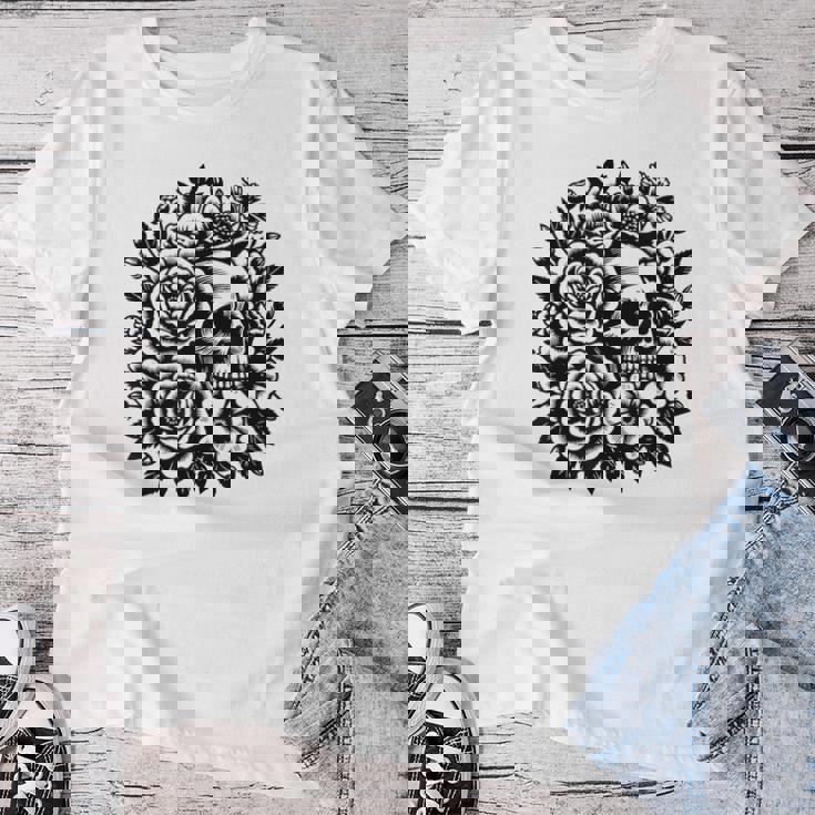 Skull Flower Rad Rock N Roll Graphic Retro レディースTシャツ 面白い贈り物