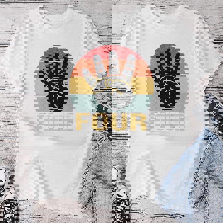 キッズ 4 歳の誕生日 4 つの指 私は 4 4 歳の男の子、女の子 レディースTシャツ 面白い贈り物