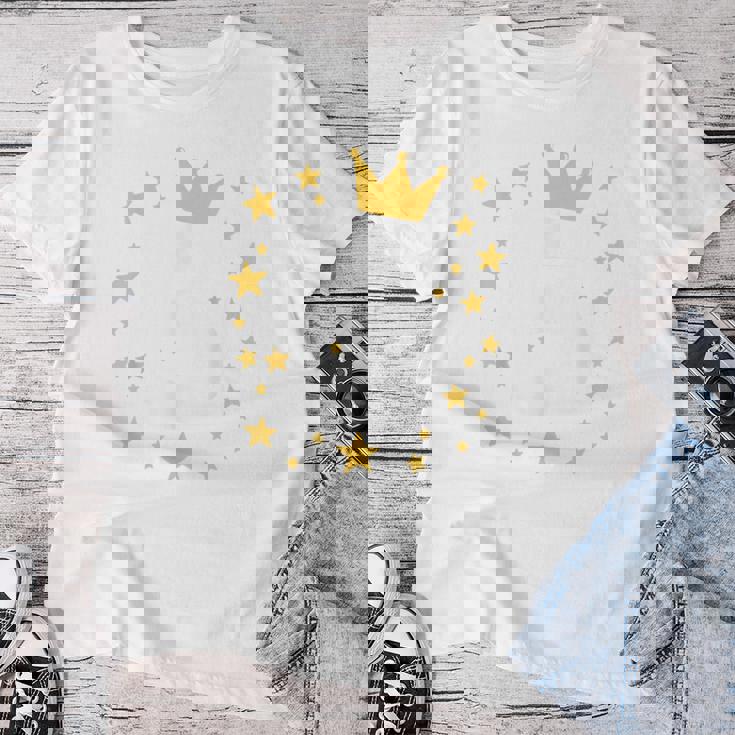 キッズ 誕生日 数字 5歳 男の子 女の子 キング クイーン レディースTシャツ 面白い贈り物